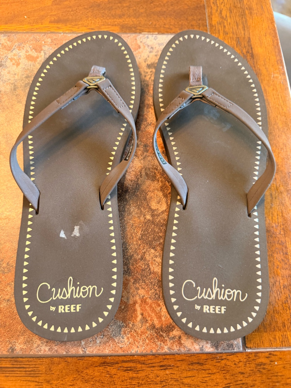 Reef Brown Cushion Women's Size 9 Sandals Thongs Flip Flops
